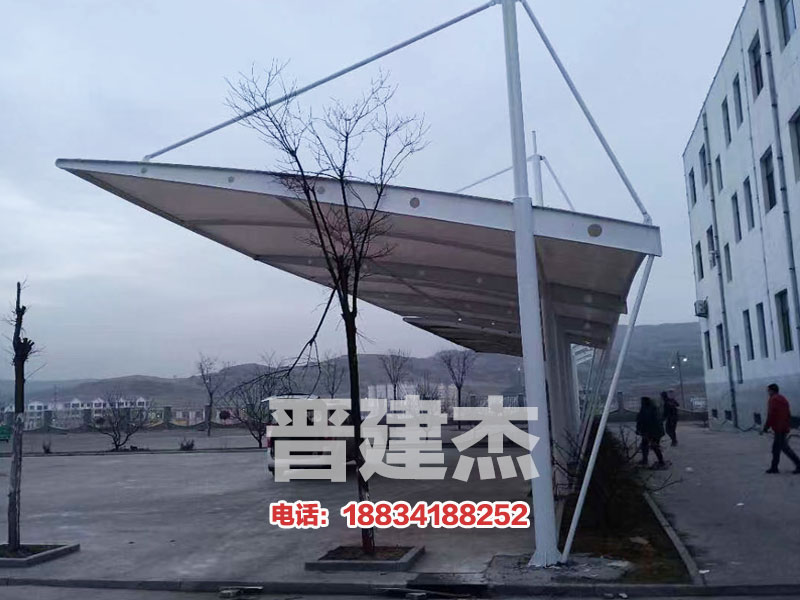 膜结构停车棚